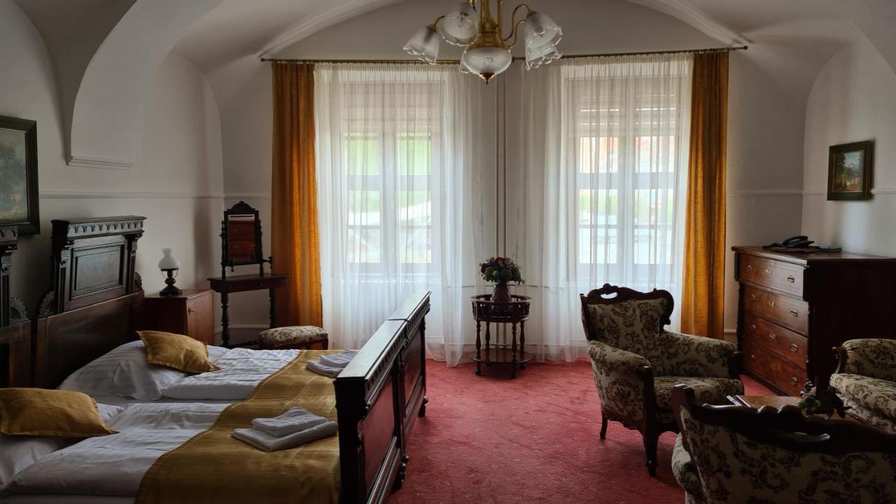 Inn Cierny Orol