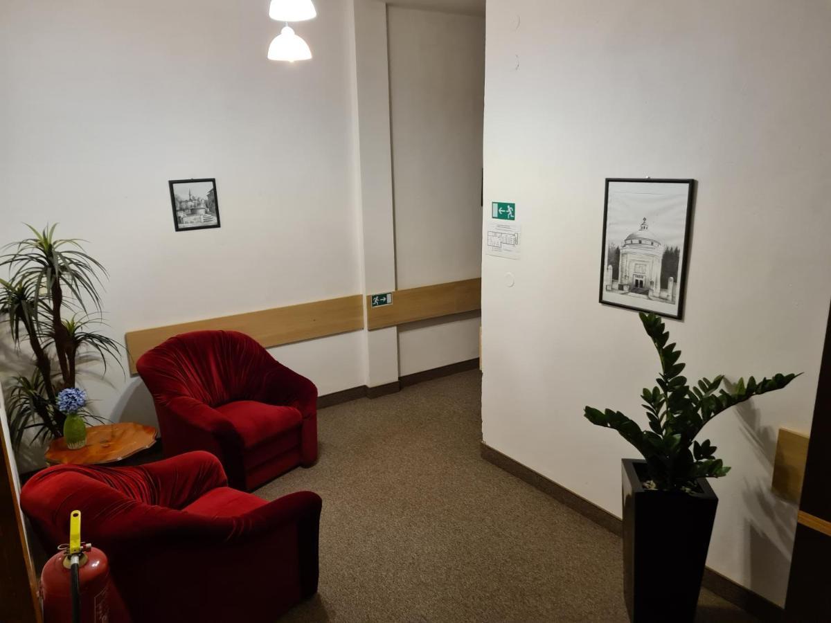 Cierny Orol Inn 3*